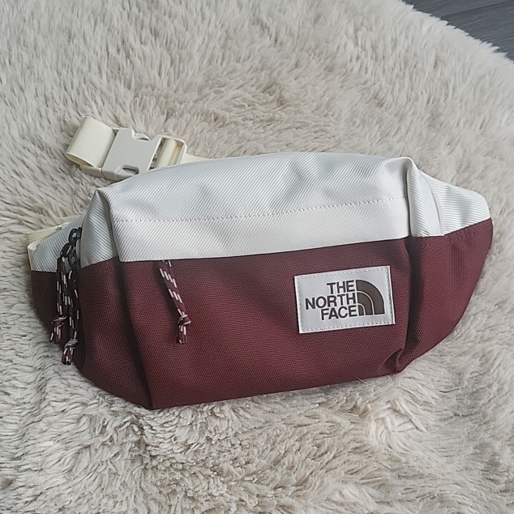 North Face Belt Bag Fannypack NWOT